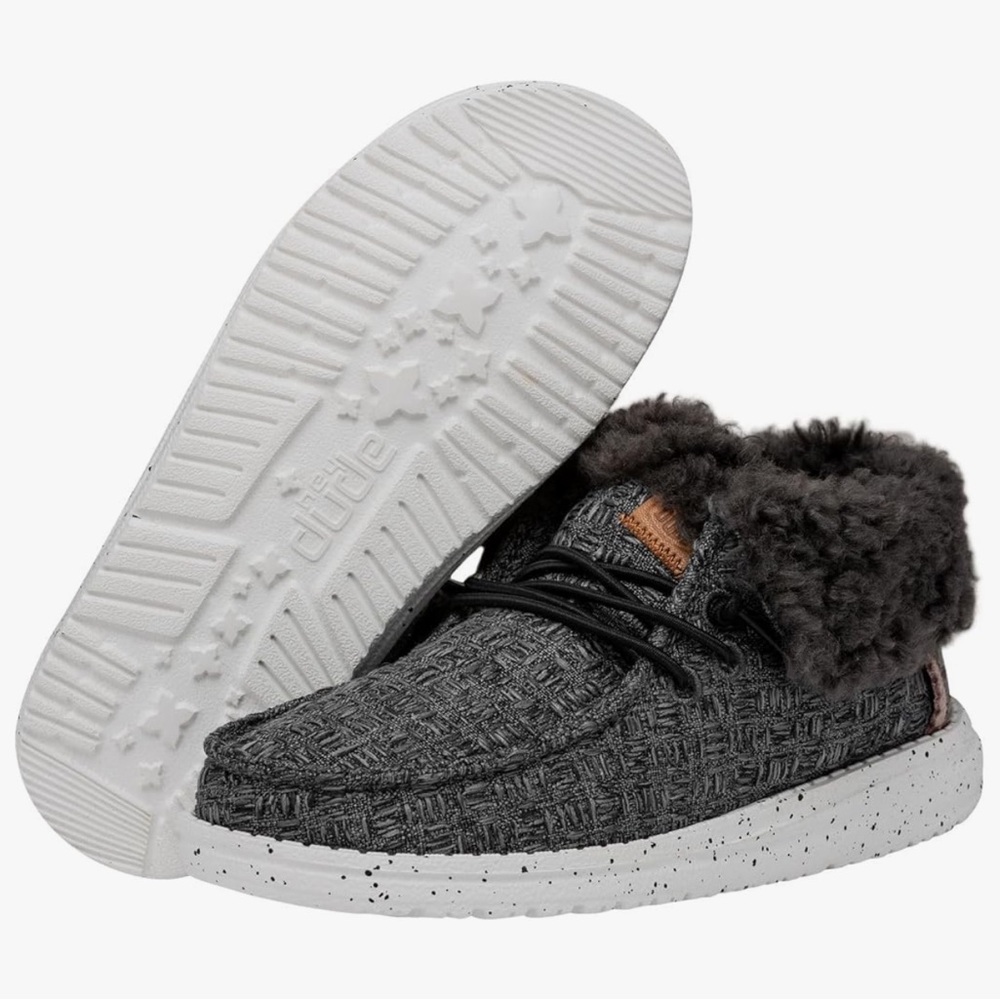 Kids Hey Dude Black Wendy Fold Stitch Cozy Shoes/Lined        Youth 13  …